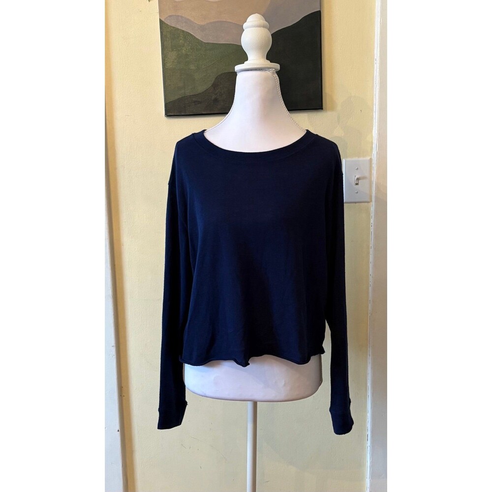 Womens cropped pullover sweater navy blue trending long sleeve crew neck nwot